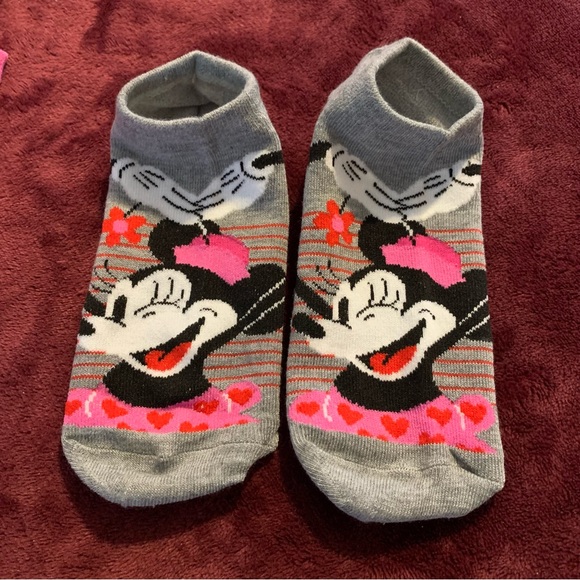 🍒🍒 Disney’s Minnie Mouse Socks 2 Pairs - Picture 2 of 2